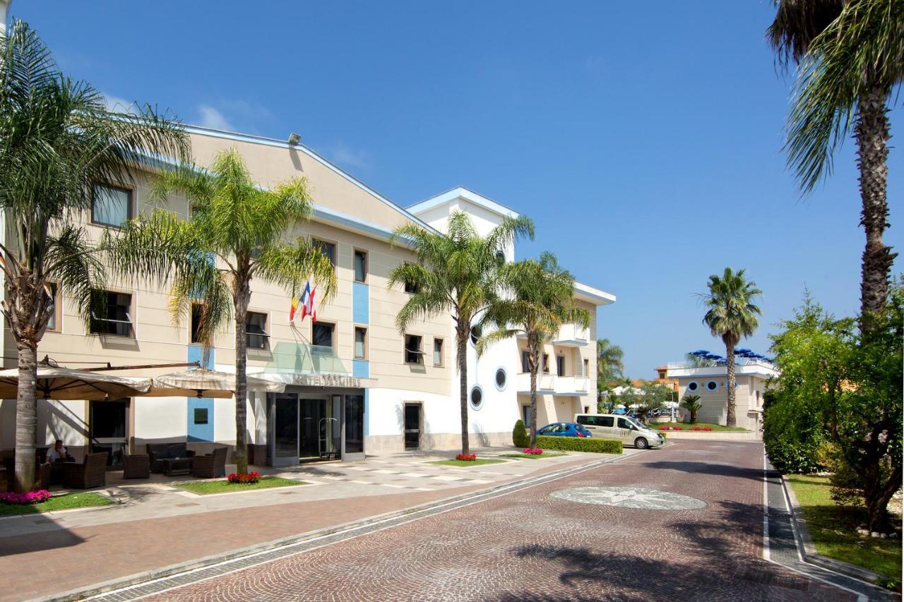 Hotel Premiere Varcaturo Exterior photo
