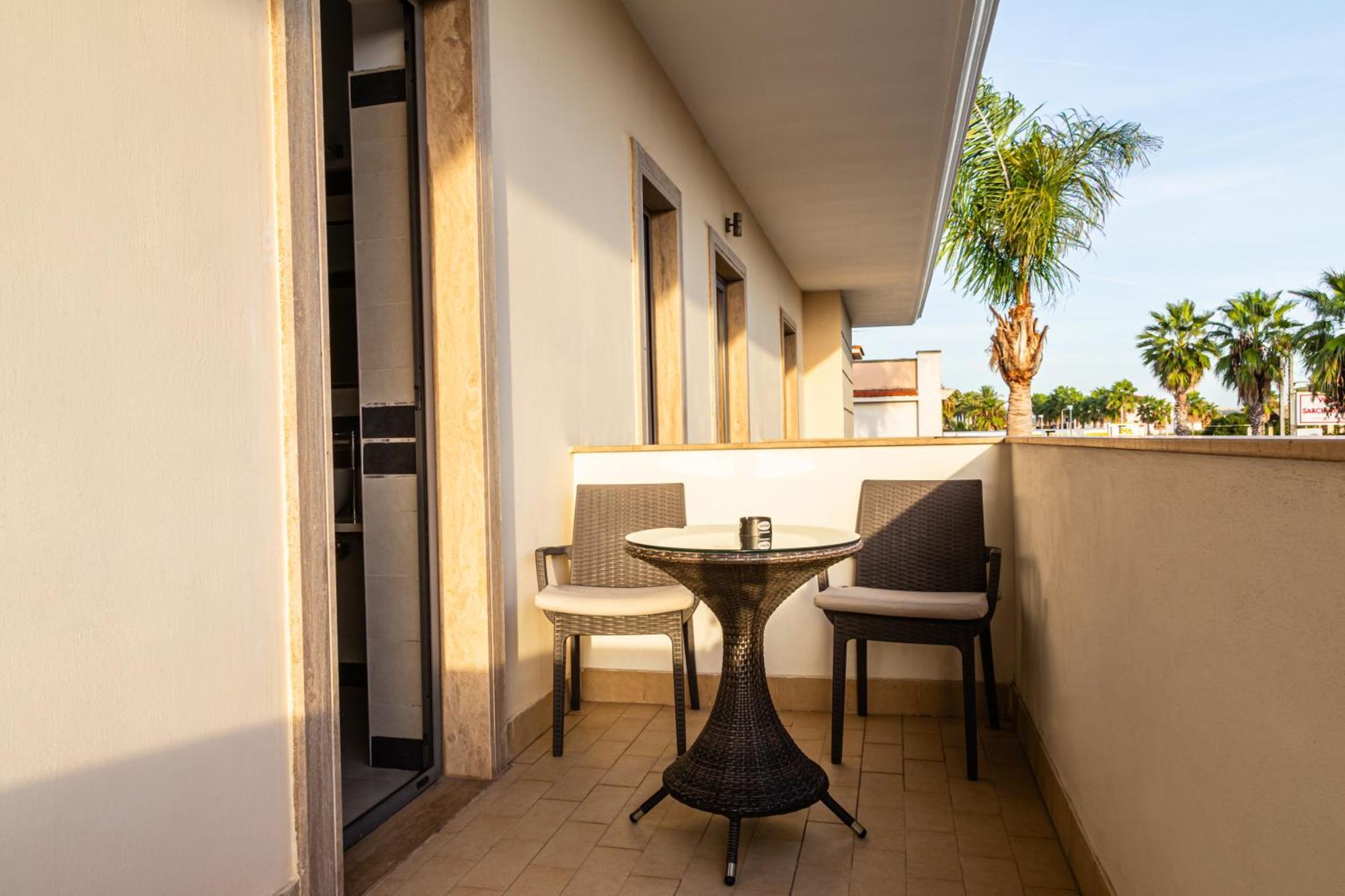 Hotel Premiere Varcaturo Exterior photo